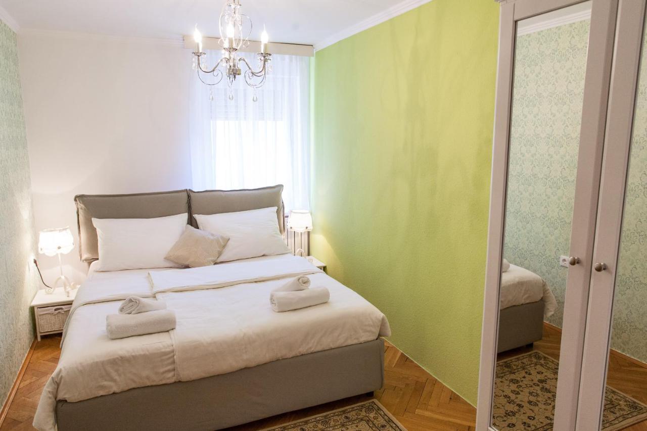 Vacation House Artorius Любляна Экстерьер фото